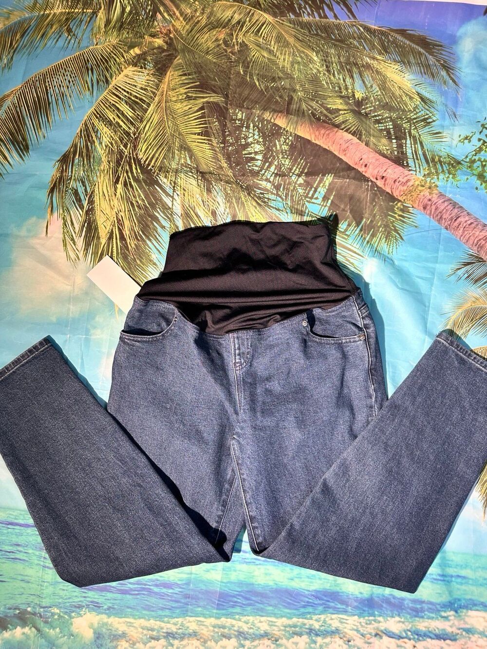 Maternity Jeans Size 6 NWT
